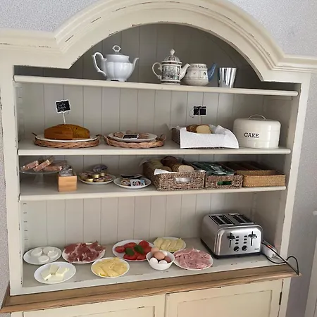 Stella * マリーナ・ディ・
スキアヴォネア